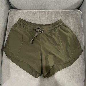Olive green lulu running short size 6